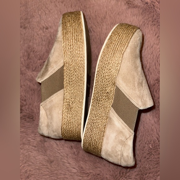 Vince women’s tan suede espadrille platform flat shoe 5.5 boho vacation fall